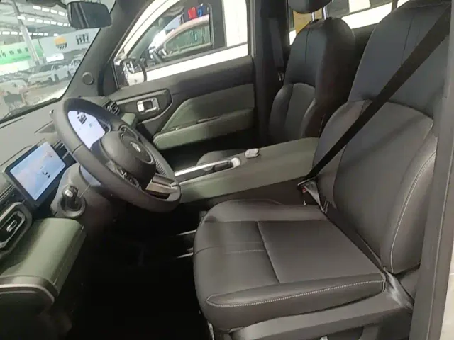 Baojun Yep Plus — Фото автомобиля 14