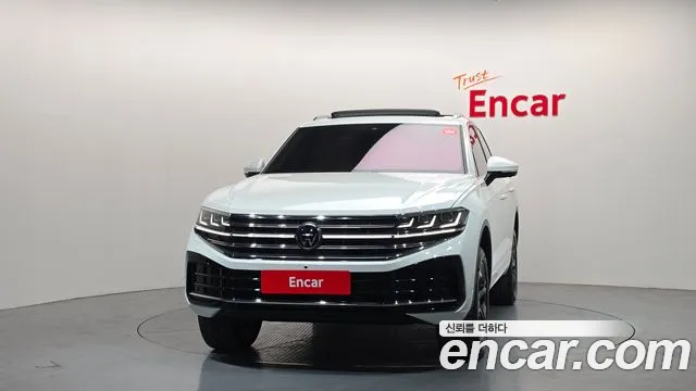Volkswagen Touareg Touareg 3 поколение 3.0 TDI Prestige — Фото автомобиля 3