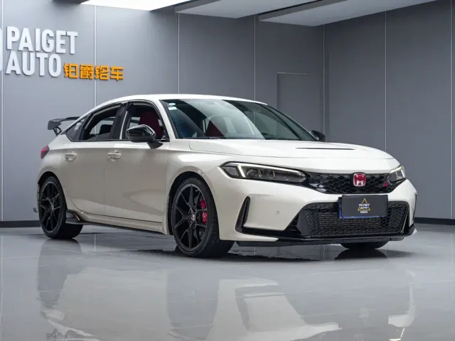 Honda Civic — Фото автомобиля 3