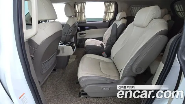 Kia Carnival 4th Gen — Фото автомобиля 11