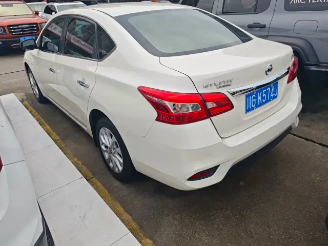 Nissan Sylphy 2022 Classic 1.6XE CVT Comfort Edition — Фото автомобиля 14