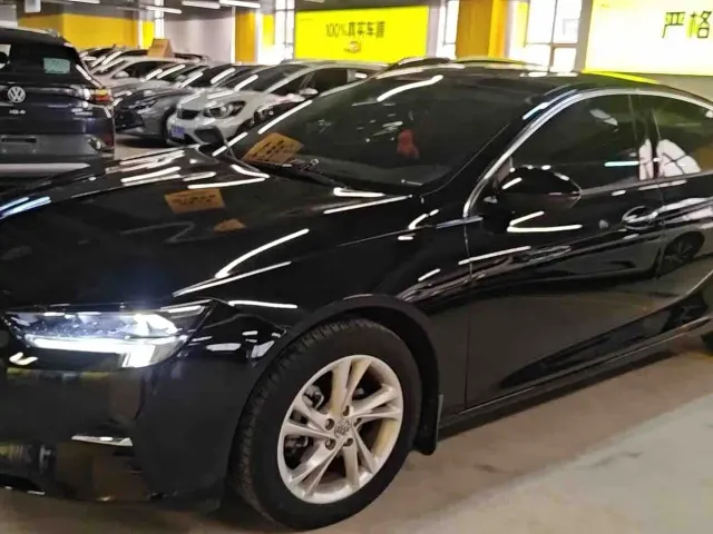 Buick Regal — Фото автомобиля 3