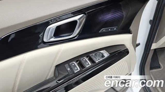Kia Canival Carnival 4 поколение Бензин 9 мест Hi-Limousine — Фото автомобиля 17
