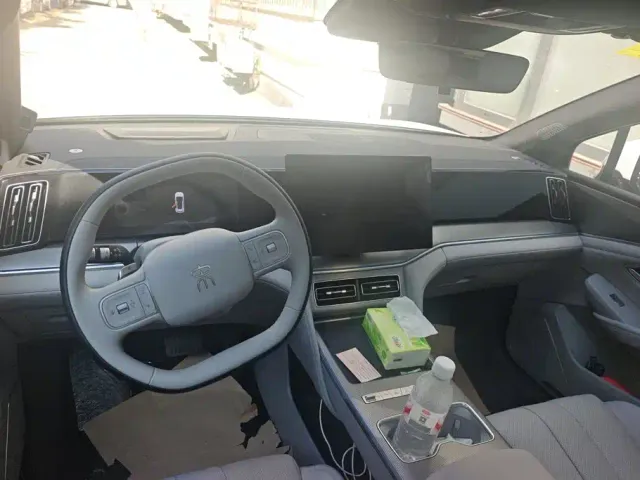 BYD Song Ultra — Фото автомобиля 12