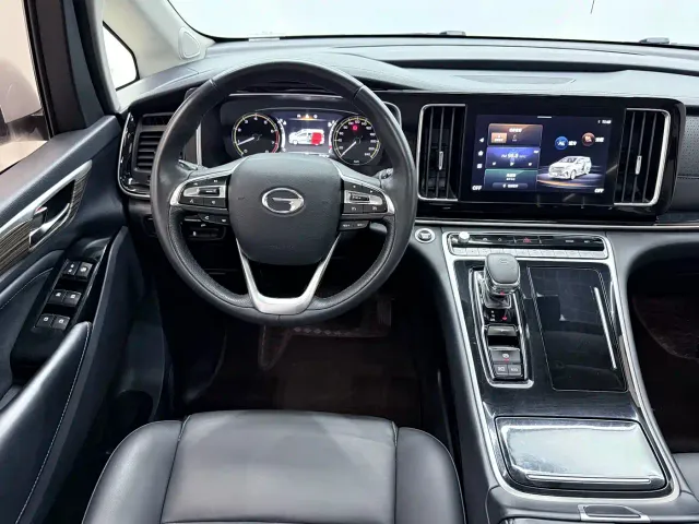 GAC Trumpchi M8 — Фото автомобиля 7