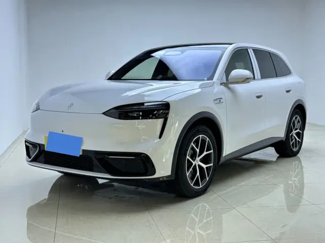 Фотография автомобиля — Aito M6