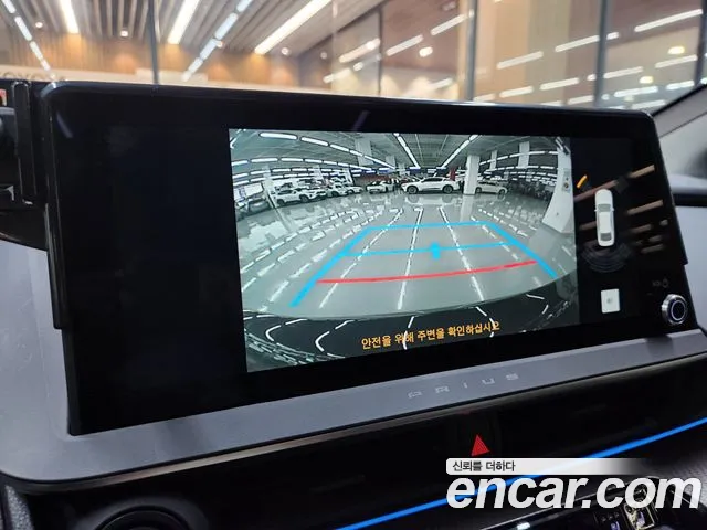 Toyota Prius — Фото автомобиля 15