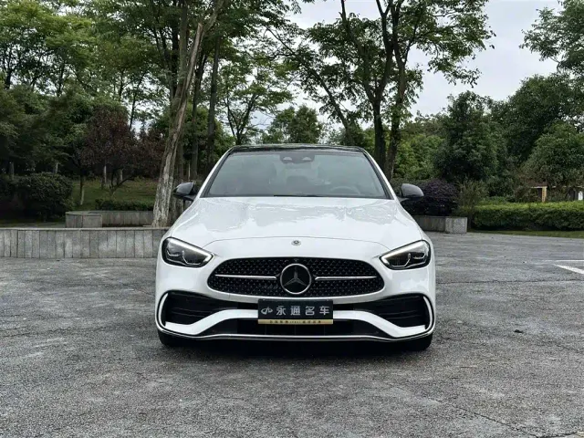 Mercedes-Benz C-Class — Фото автомобиля 2
