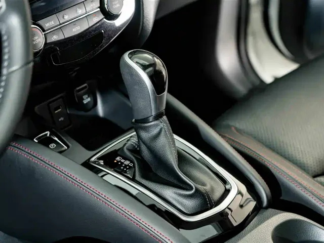 Nissan Qashqai 2023 Model Classic 2.0L CVT XV+ Premium — Фото автомобиля 11
