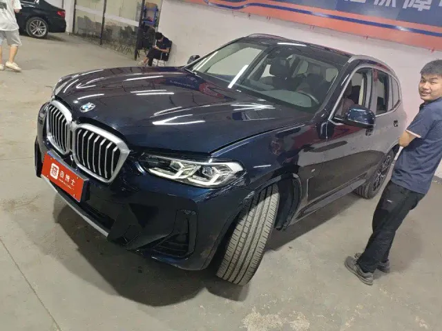 Фотография автомобиля — BMW X3