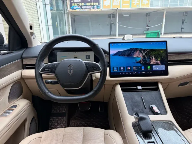 Aito M7 — Фото автомобиля 4
