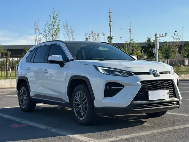 Toyota Wildlander — Фото автомобиля 3