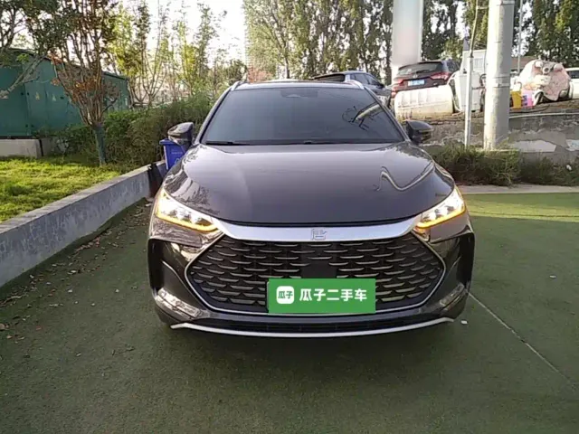 BYD Tang — Фото автомобиля 2