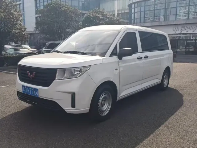 Wuling Zhengcheng — Фото автомобиля 9