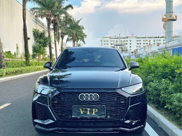 Audi Q5L — Фото автомобиля 2