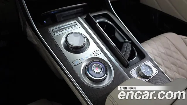 Genesis GV80 — Фото автомобиля 12