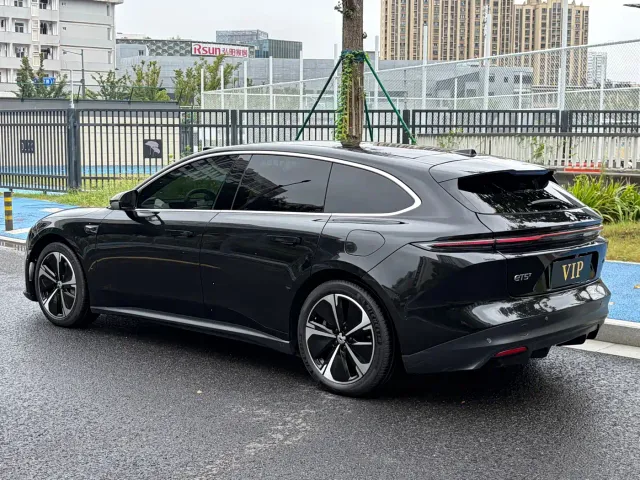 Nio ET5 Touring — Фото автомобиля 4