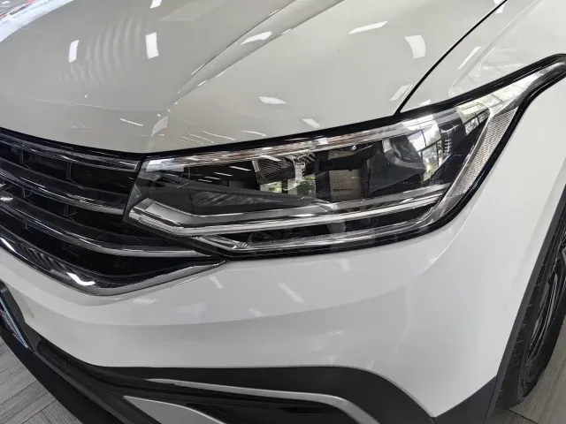 Volkswagen Tiguan L — Фото автомобиля 17