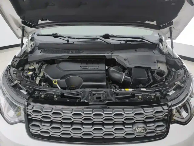 Land Rover Discovery Sport — Фото автомобиля 10