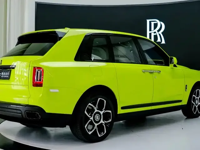 Rolls-Royce Cullinan — Фото автомобиля 5