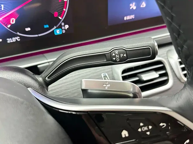 Mercedes-Benz GLE-Class — Фото автомобиля 21