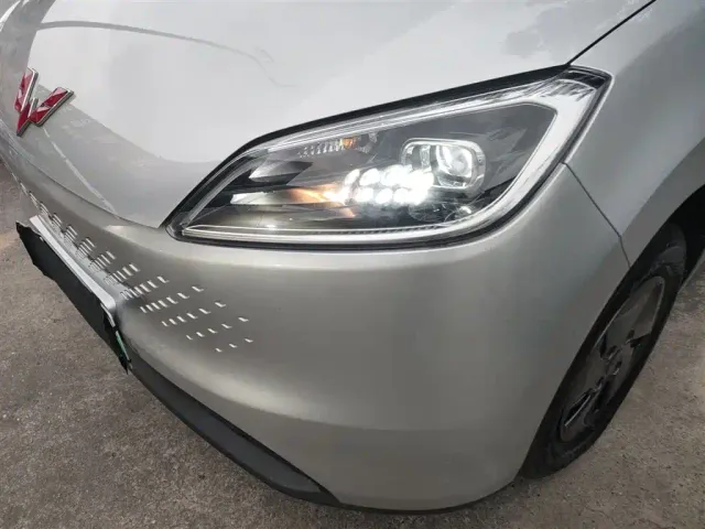 Wuling Hongguang — Фото автомобиля 17