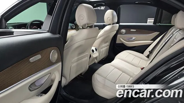 Mercedes-Benz E-Class W213 — Фото автомобиля 11