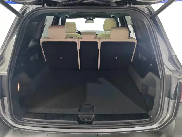 Mercedes-Benz EQB — Фото автомобиля 4