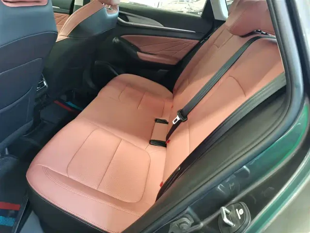 Changan Eado — Фото автомобиля 16
