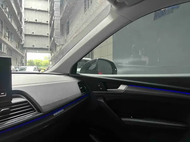 Audi Q5L — Фото автомобиля 15