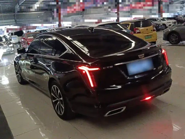 Cadillac CT5 — Фото автомобиля 4