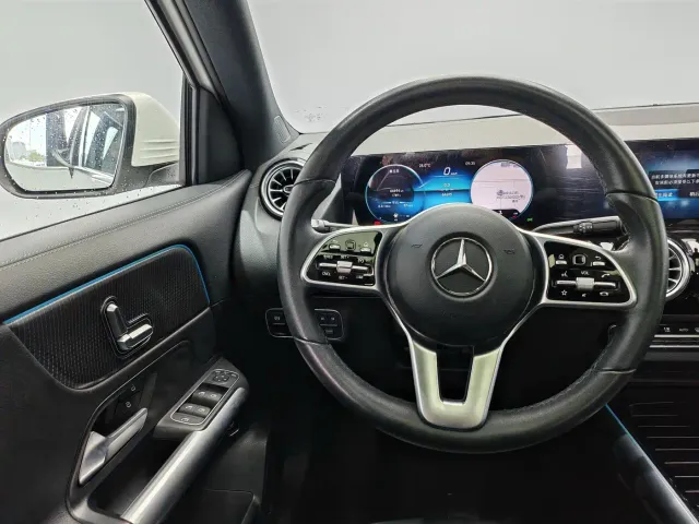 Mercedes-Benz GLA-Class — Фото автомобиля 9