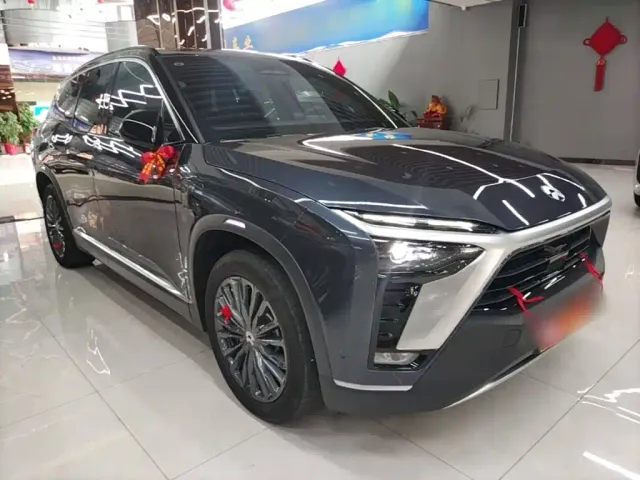 Nio ES8 — Фото автомобиля 3