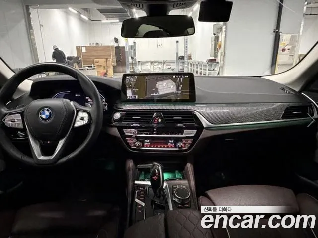 BMW 5 Series G30 — Фото автомобиля 7