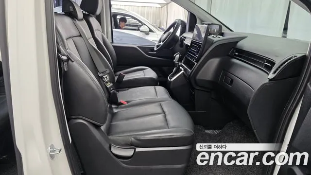 Hyundai Staria — Фото автомобиля 16