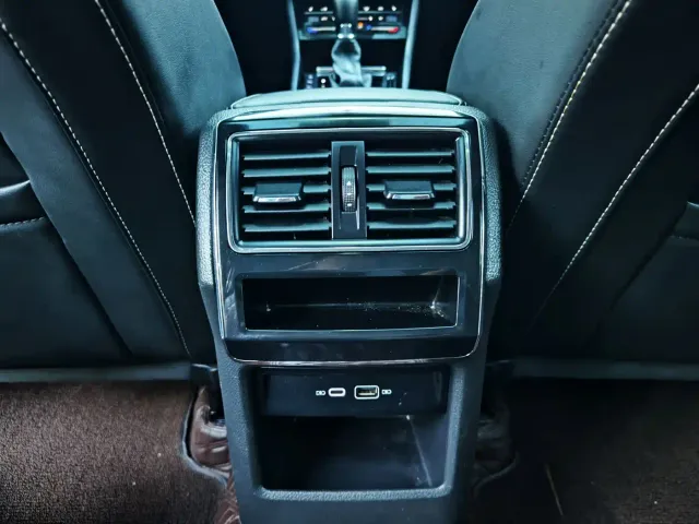 Skoda Superb — Фото автомобиля 12