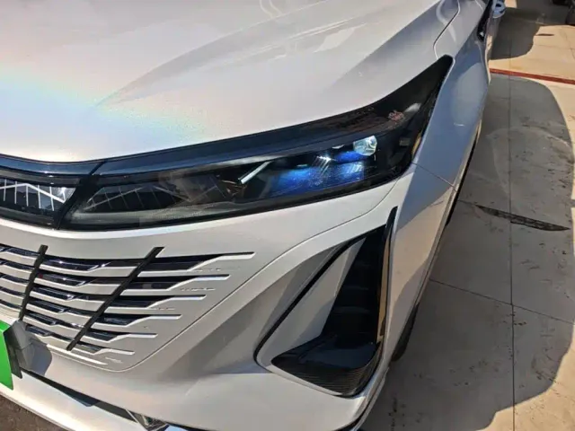 Changan CS75 Plus — Фото автомобиля 23