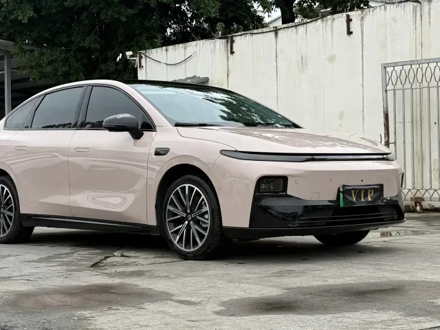 Leapmotor B01 — Фото автомобиля 3