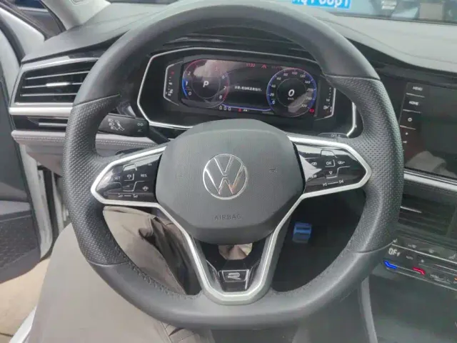 Volkswagen Sagitar — Фото автомобиля 15