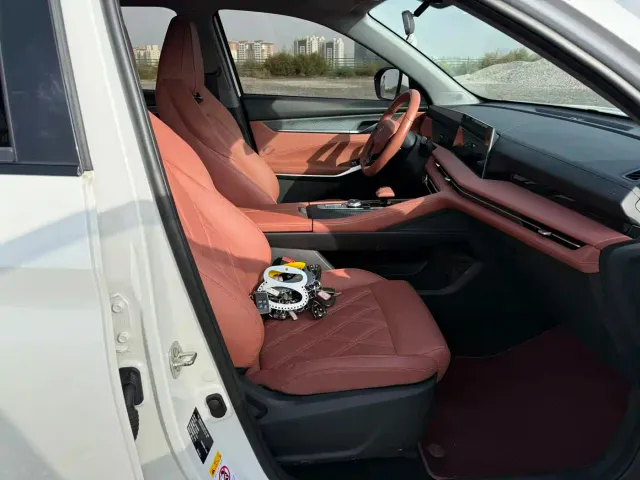 Changan CS75 Plus — Фото автомобиля 15