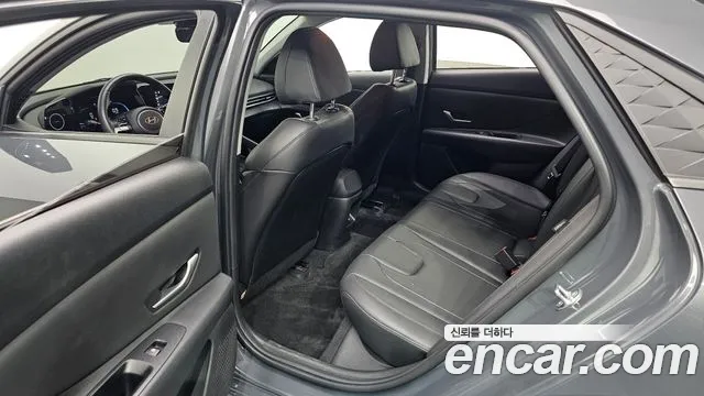Hyundai AVANTE Новый Avante (CN7) — Фото автомобиля 12