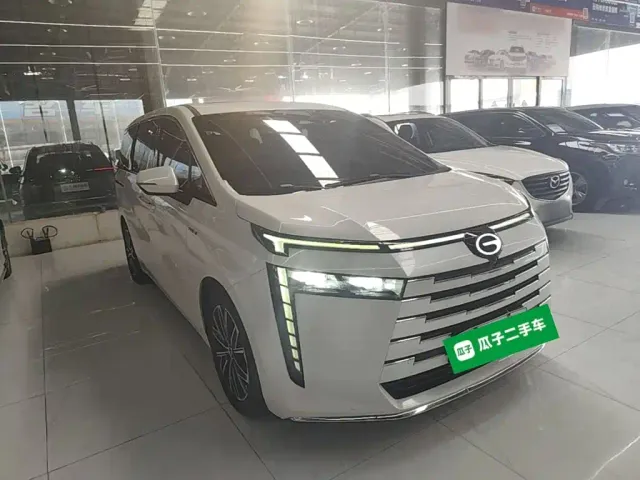 GAC Trumpchi E8 — Фото автомобиля 3
