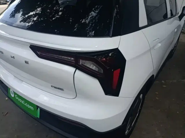 Geely Geometry E Firefly — Фото автомобиля 7