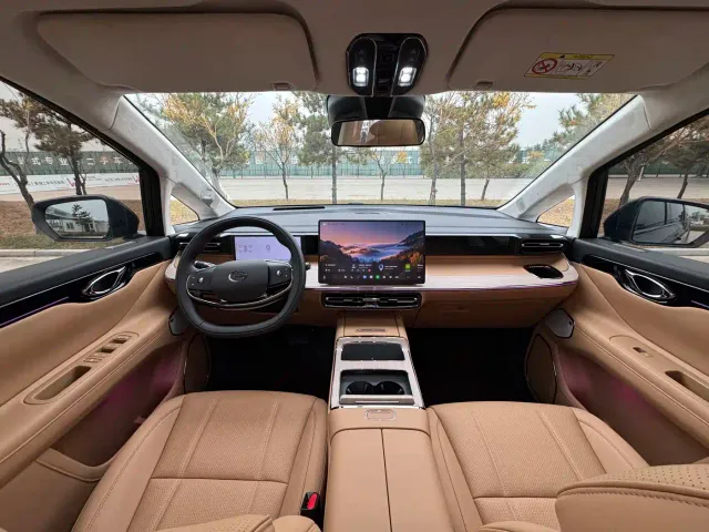 GAC Trumpchi E8 — Фото автомобиля 8