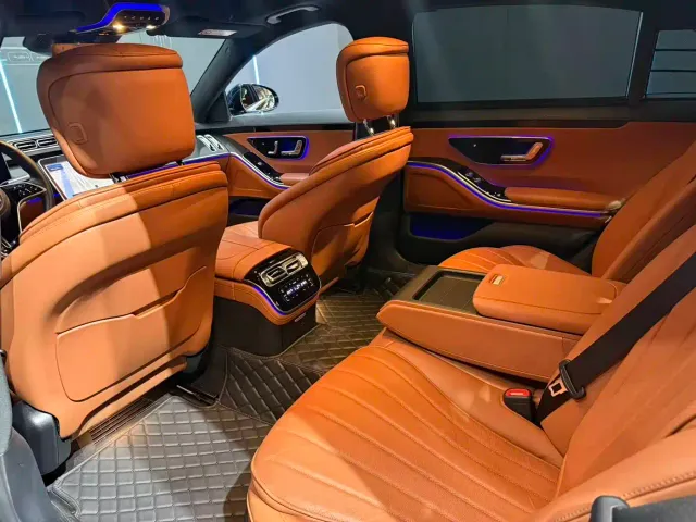 Mercedes-Benz S-Class — Фото автомобиля 11