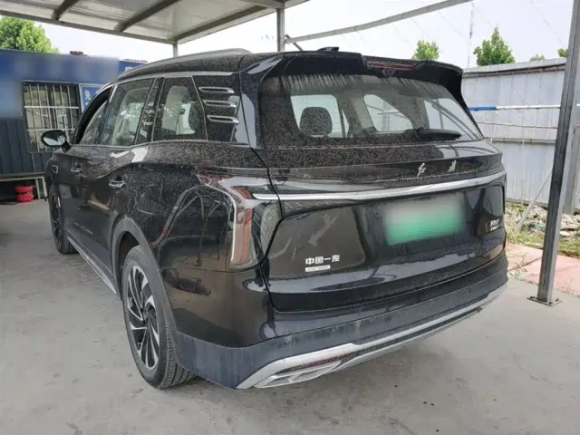 Hongqi HS7 PHEV — Фото автомобиля 4