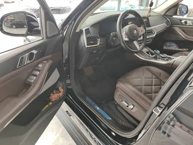 BMW X5 — Фото автомобиля 15