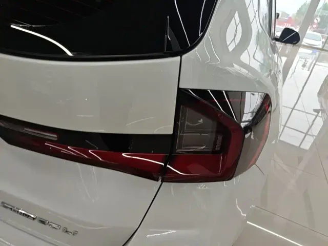 BMW X1 — Фото автомобиля 7