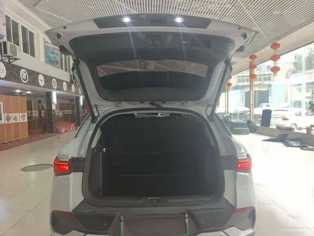 BYD Yuan PLUS — Фото автомобиля 18