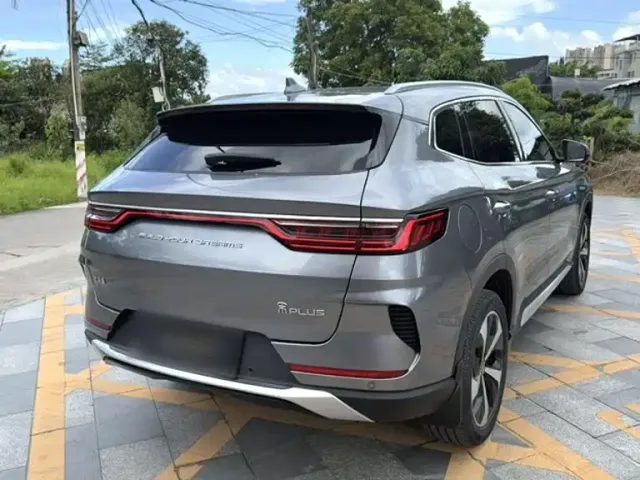 BYD Song PLUS — Фото автомобиля 18